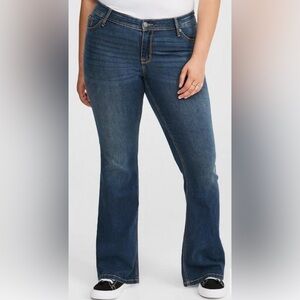 Torrid Luxe Slim Boot Jean - Super Stretch
Size 18 short